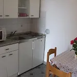 In With Sea View, Terrace, Air Conditioning, Wifi 이카