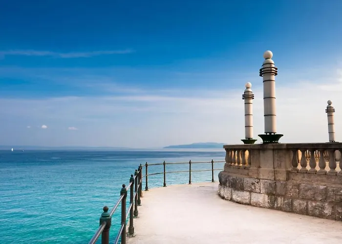 In With Sea View, Terrace, Air Conditioning, Wifi * Ika