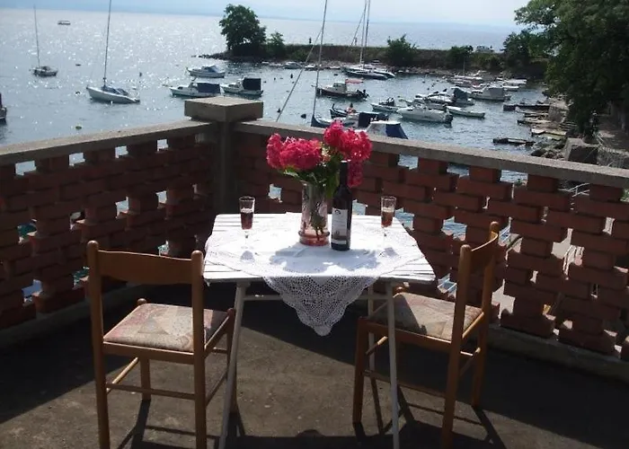 In With Sea View, Terrace, Air Conditioning, Wifi